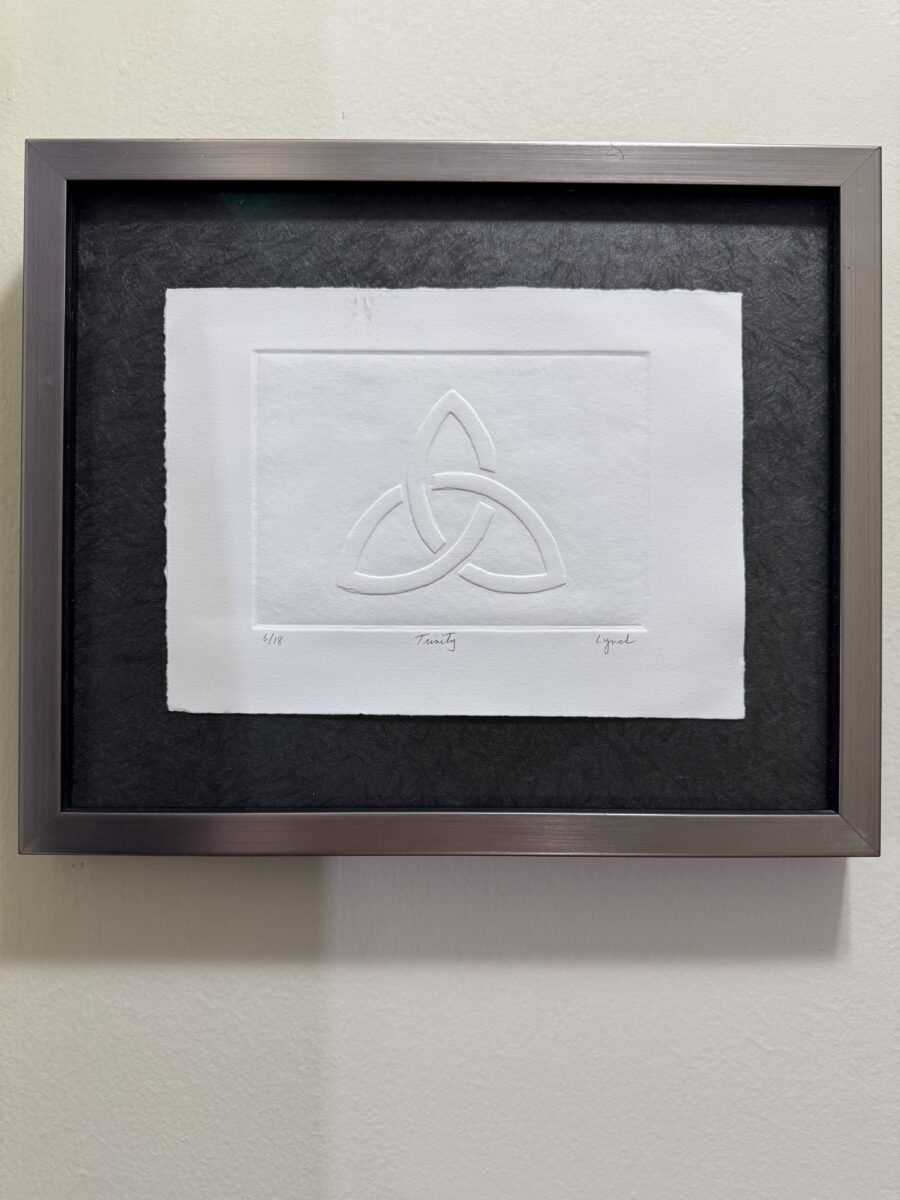 Trinity Knot Print