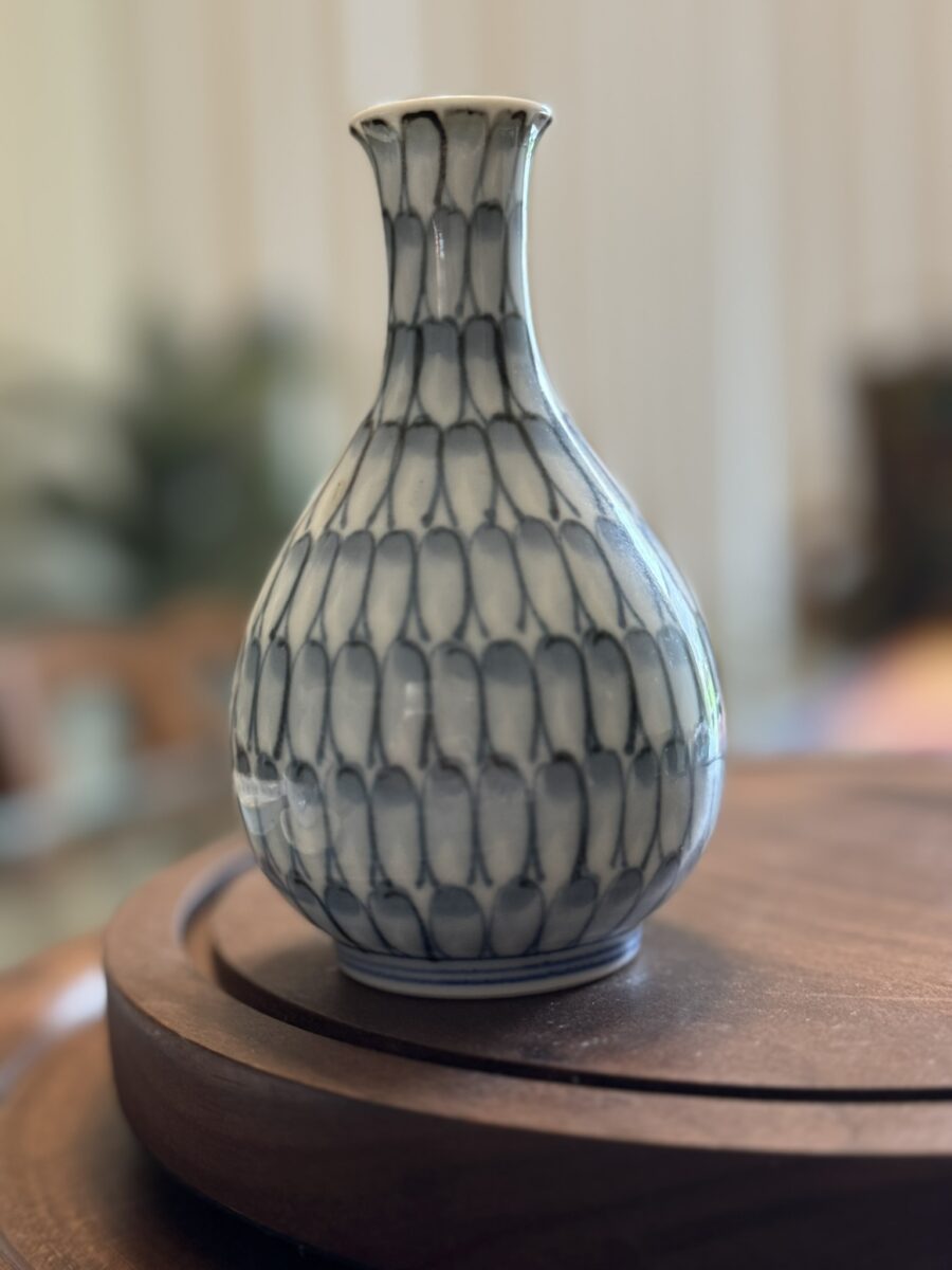 Asian Porcelain Vase Set - Image 3