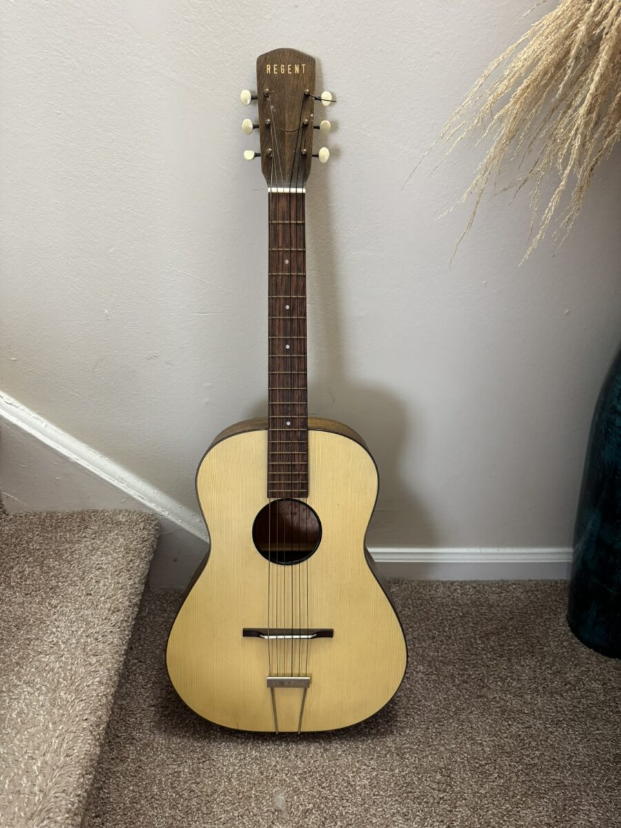 Regent Parlor Guitar